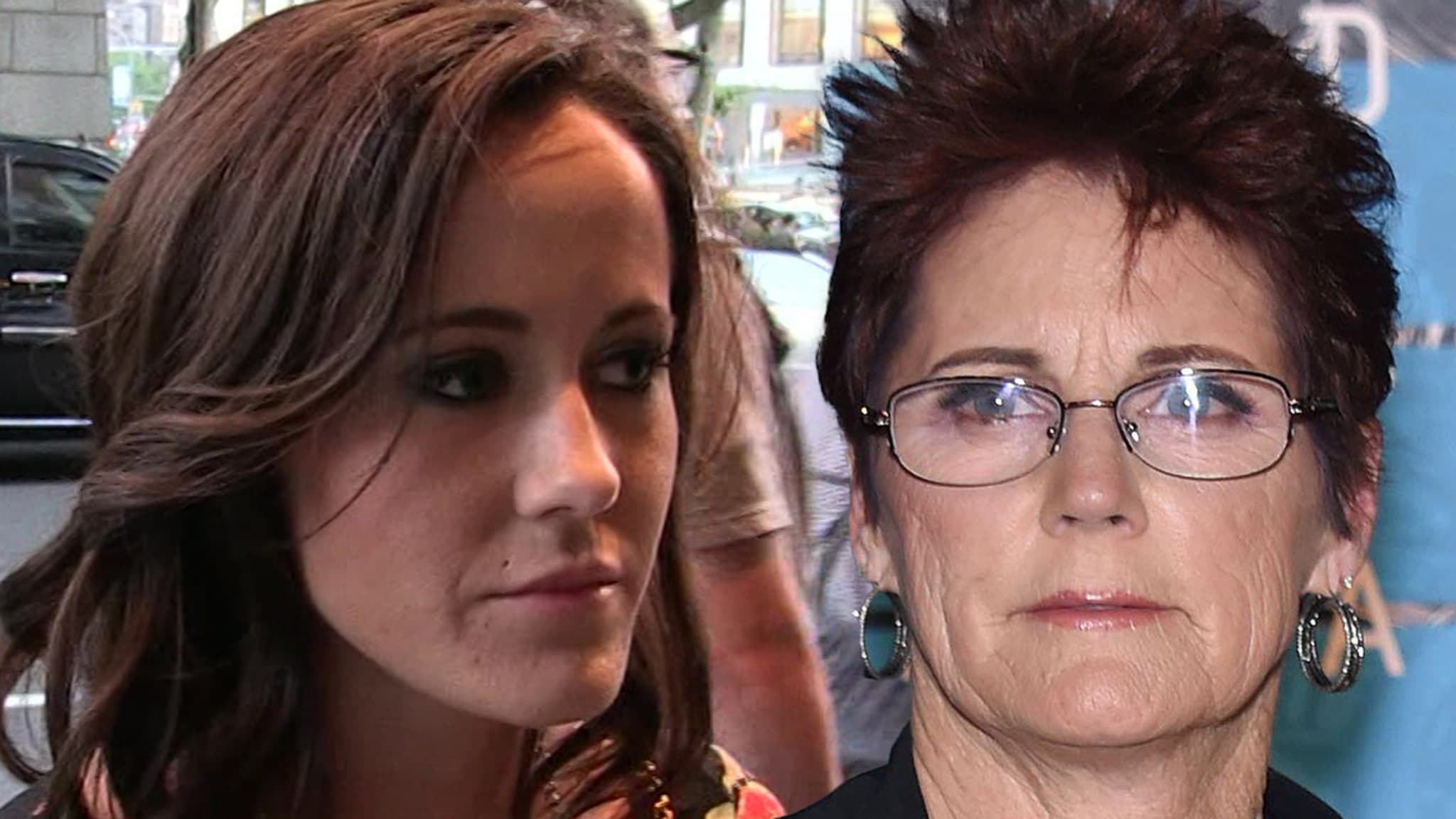 When Family Drama Strikes: Jenelle Evans Faces Scary Health News with Mom Barbara
