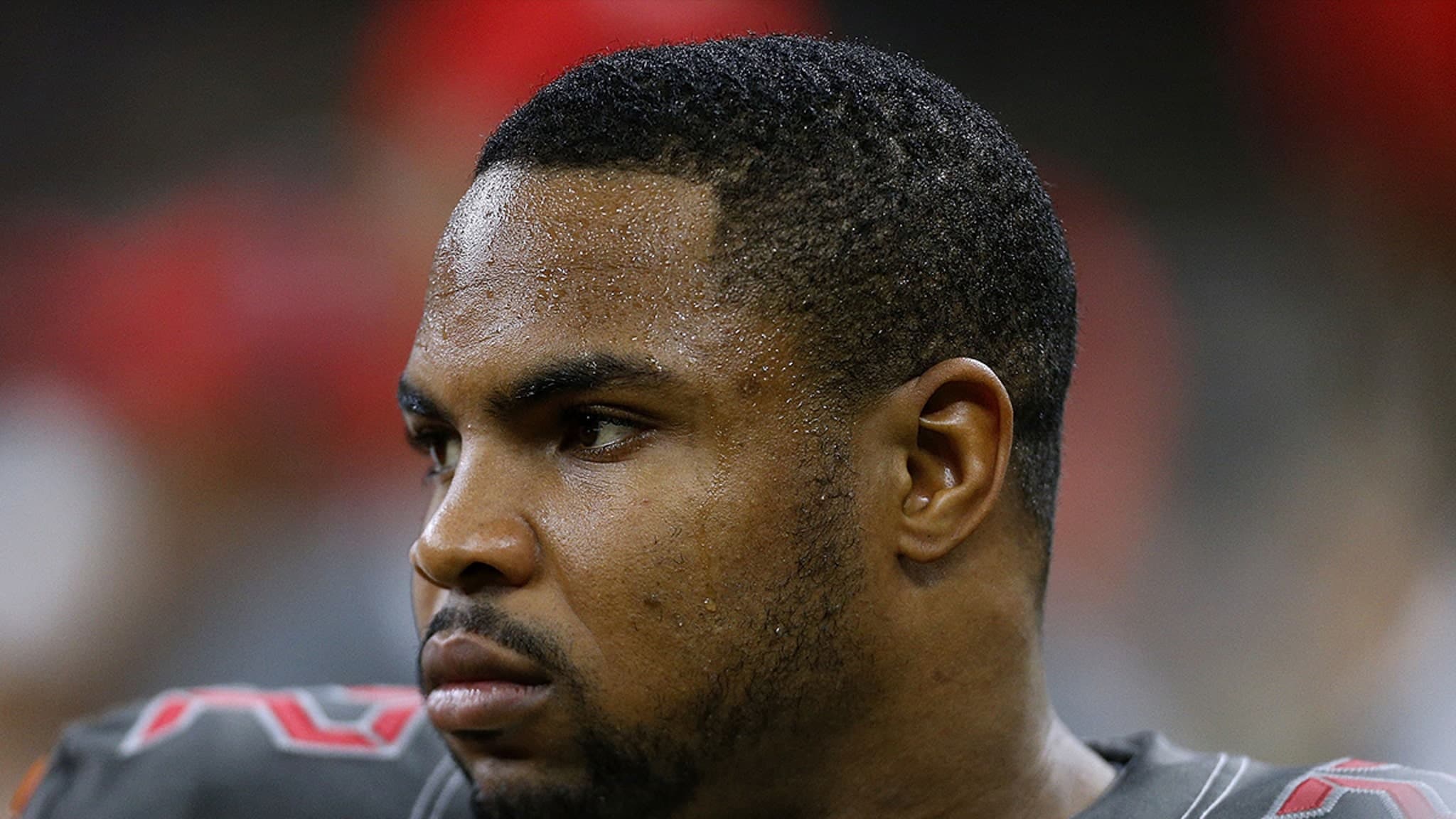 Tragic Turn: Ex-NFL Star Doug Martin Dies Under Unsettling Circumstances