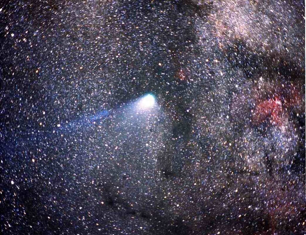Catch the Orionid Meteor Shower: Cosmic Fireworks Await You Tonight!