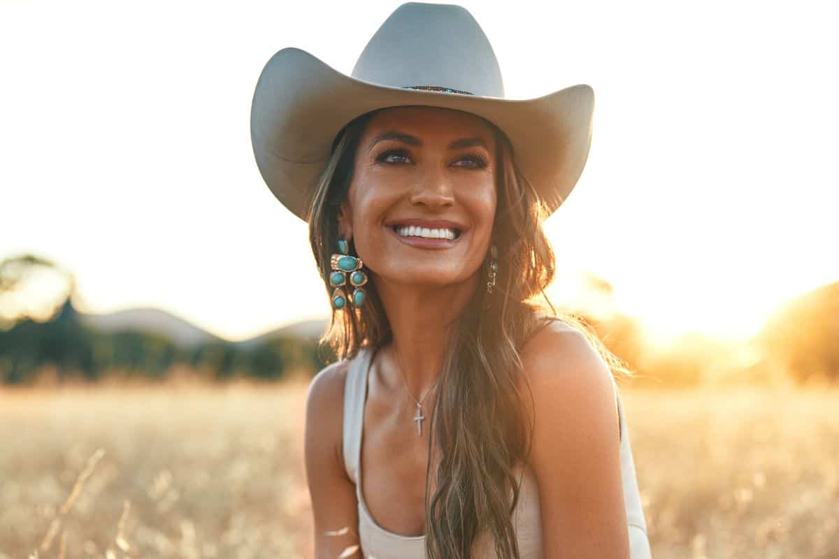 California Roots Meet Country Beats: Annie Bosko's Rise with 'California Cowgirl'