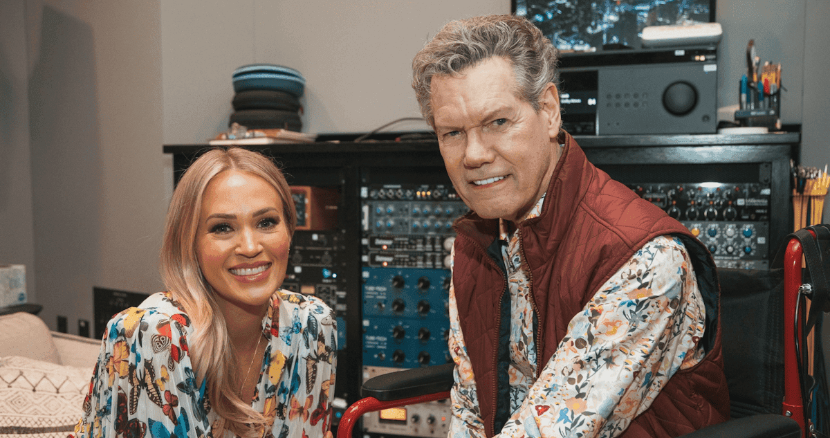 When Country Legends Collide: Randy Travis and Carrie Underwood's Heartfelt Harmony