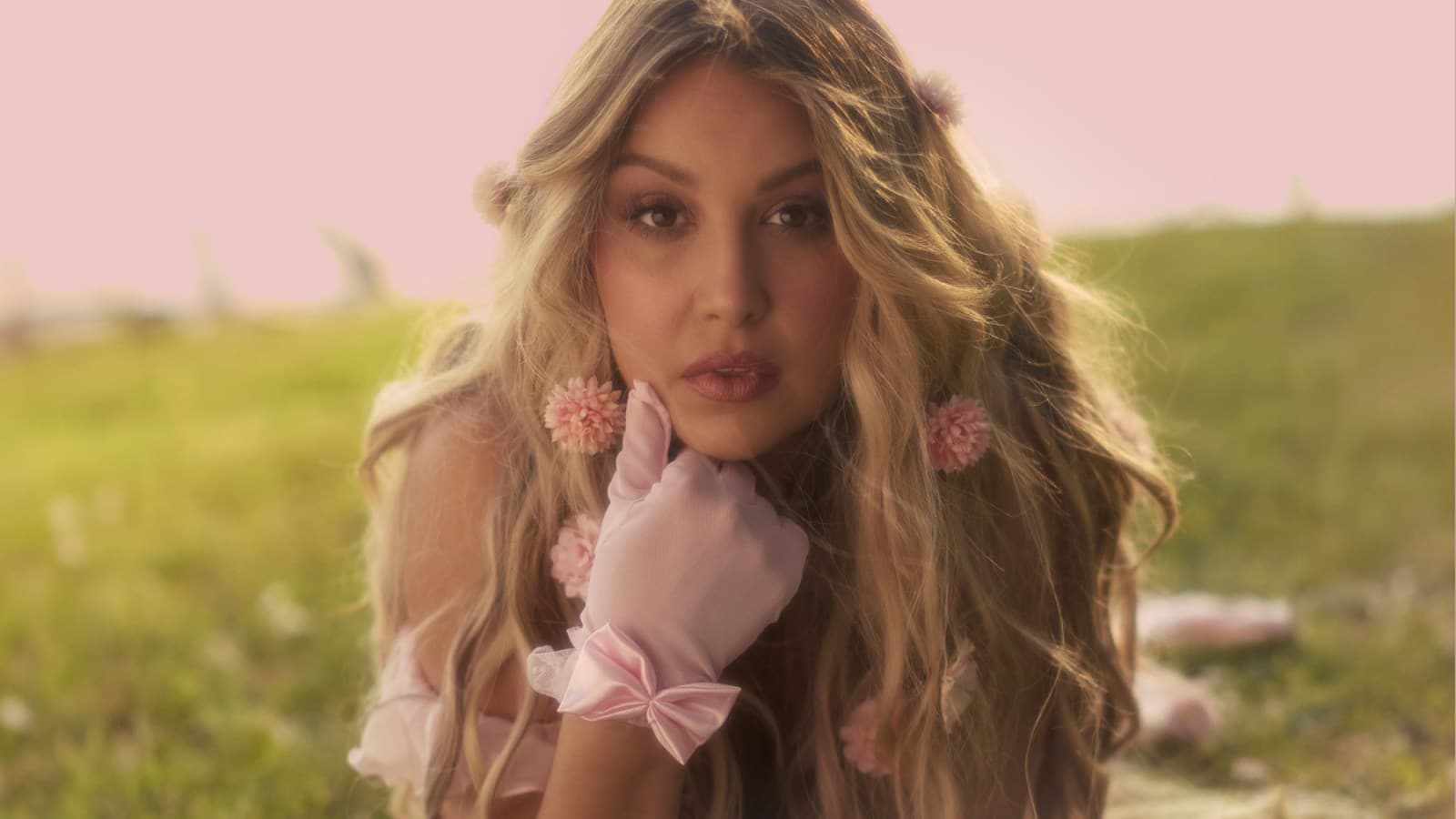 From Heartbreak to Healing: Alexandra Kay's Second Wind Takes Flight!