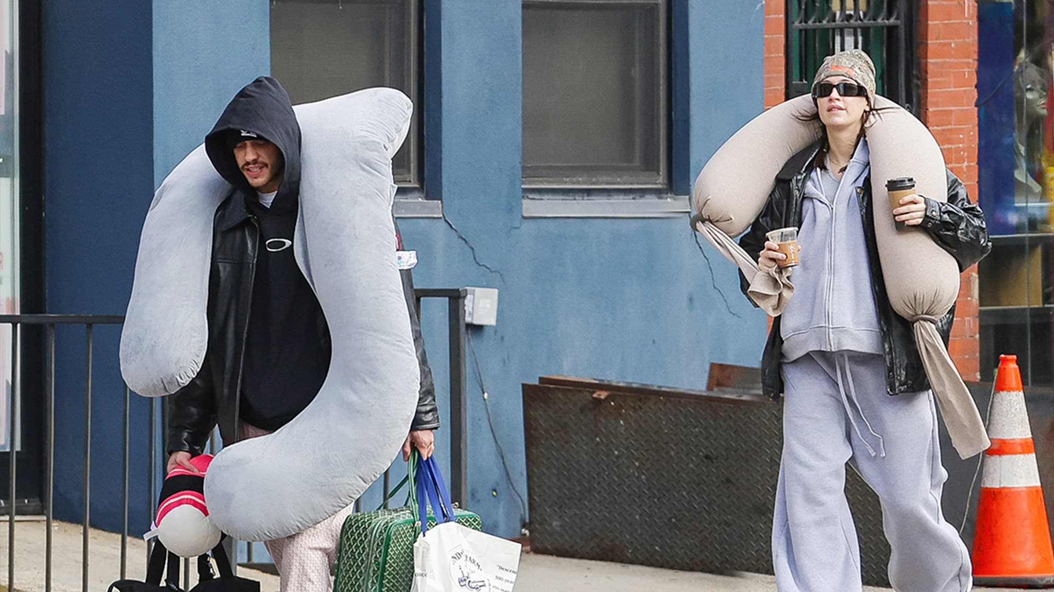 Pete Davidson’s Pregnancy Pillow: The Must-Have Baby Gear for New Dads?