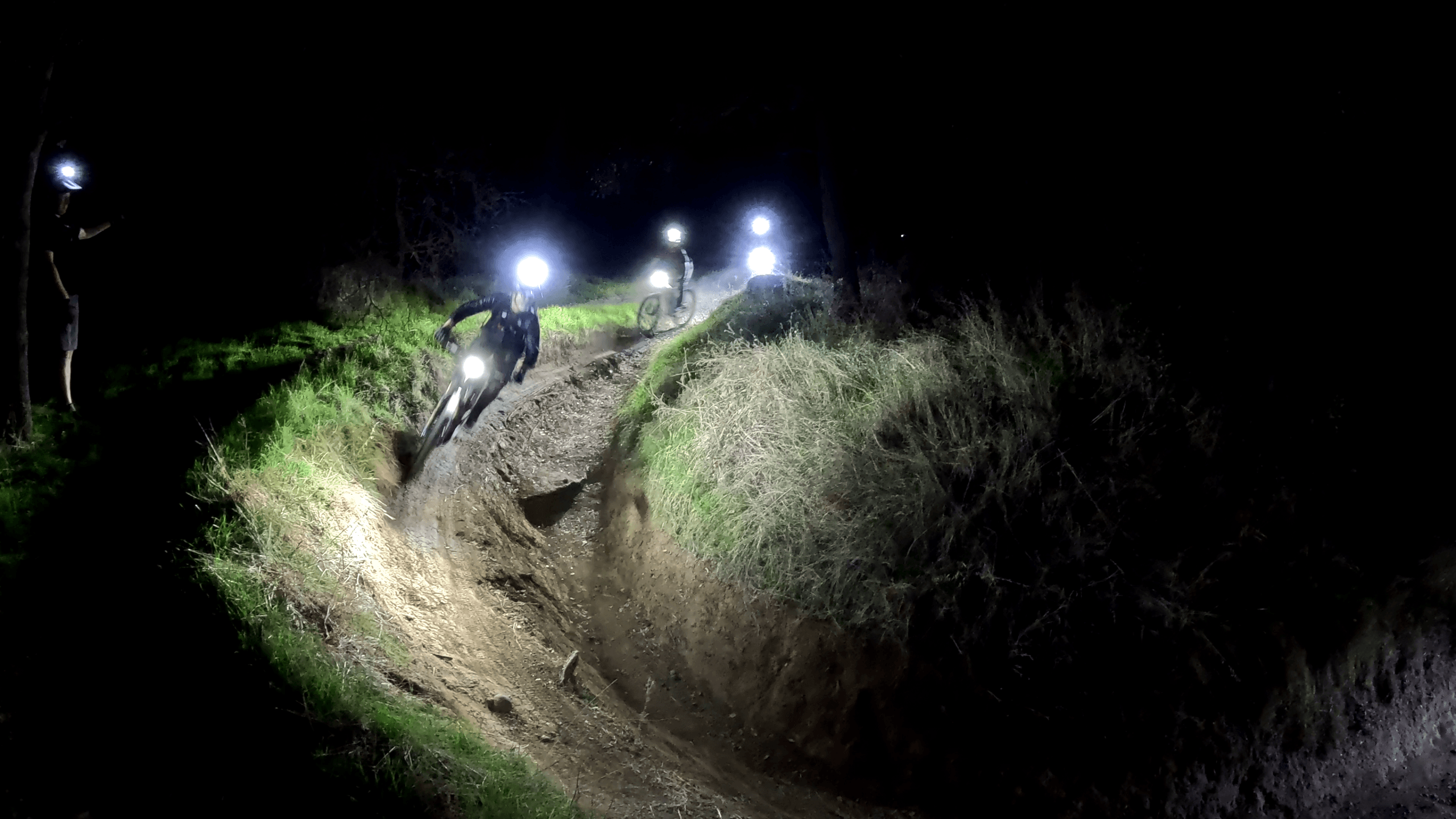 Riding Into the Night: Folsom's Mountain Bikers Illuminate the Darkness!