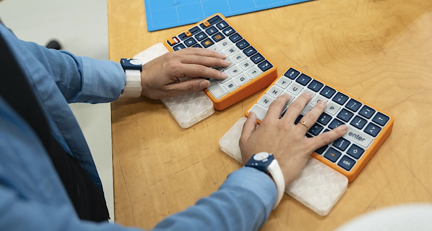 Revolutionizing Communication: Meet the Smart Keyboard for Parkinson’s Patients!