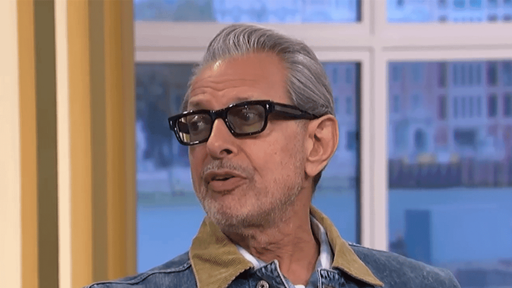 When the Wizard of Oz Turns Vegan: Jeff Goldblum’s Surprising Diet Change