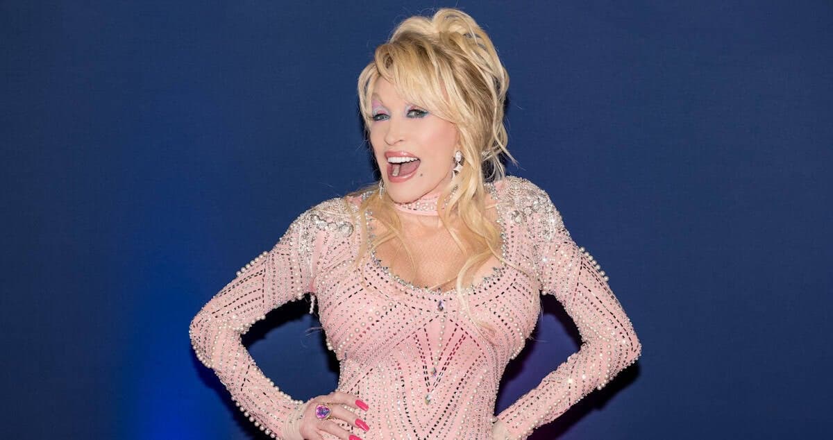 Dolly Parton at 79: The Secret to Aging Gracefully and Feeling Young!