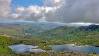 Legends Born: Celebrating RFK, Snowdonia, and Iconic Birthdays on November 20th