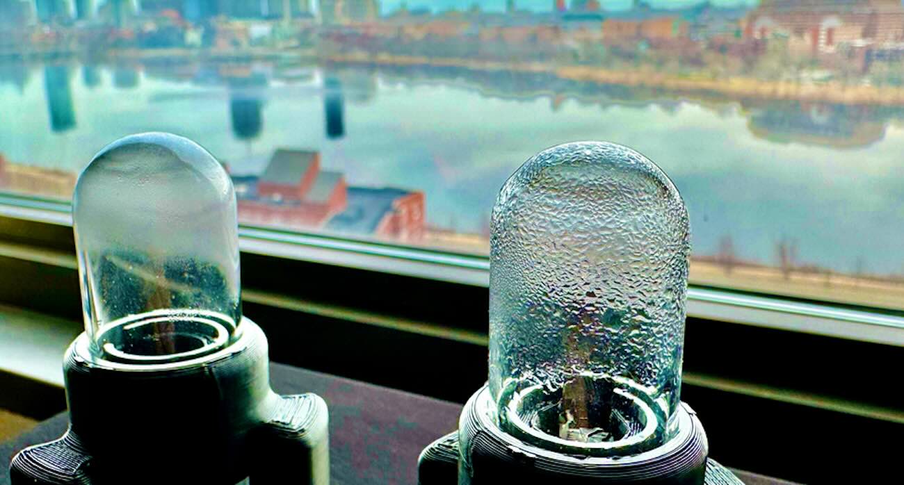 Shaking Things Up: How MIT's New Device Turns Air into Drinkable Water in Minutes!