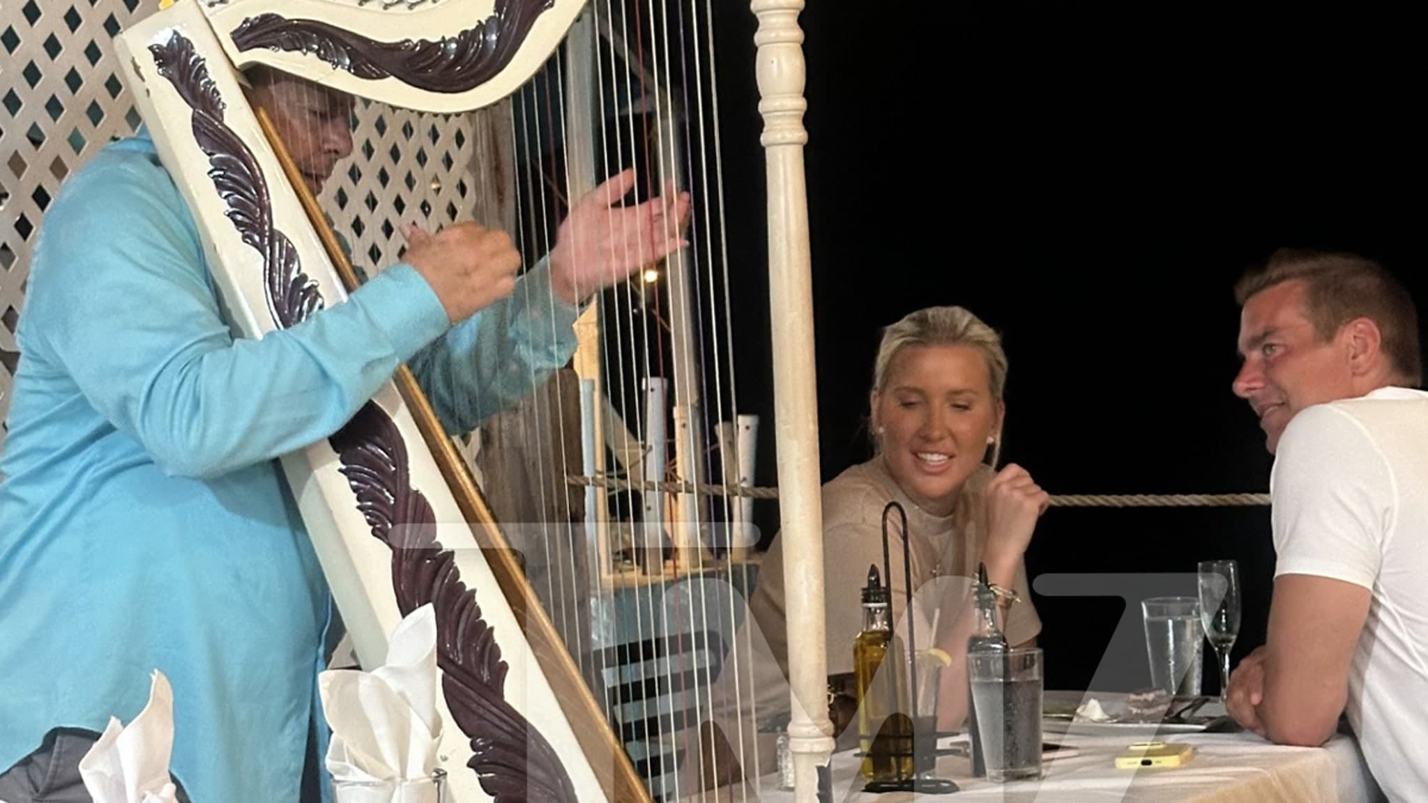 Savannah Chrisley’s Romantic Dinner Date Sparks Curiosity: Who’s the Mystery Man?