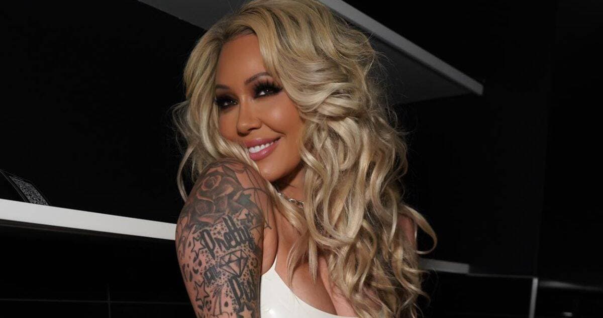 Bunnie XO’s Journey from Shadows to Spotlight: The Memoir and Book Tour You Can’t Miss!