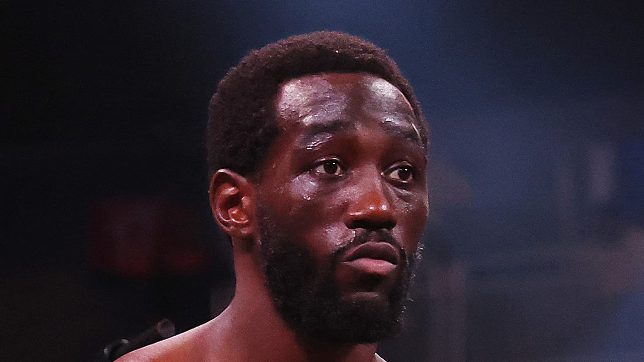 Crawford Calls It Quits: The Boxing Legend Hangs Up His Gloves!